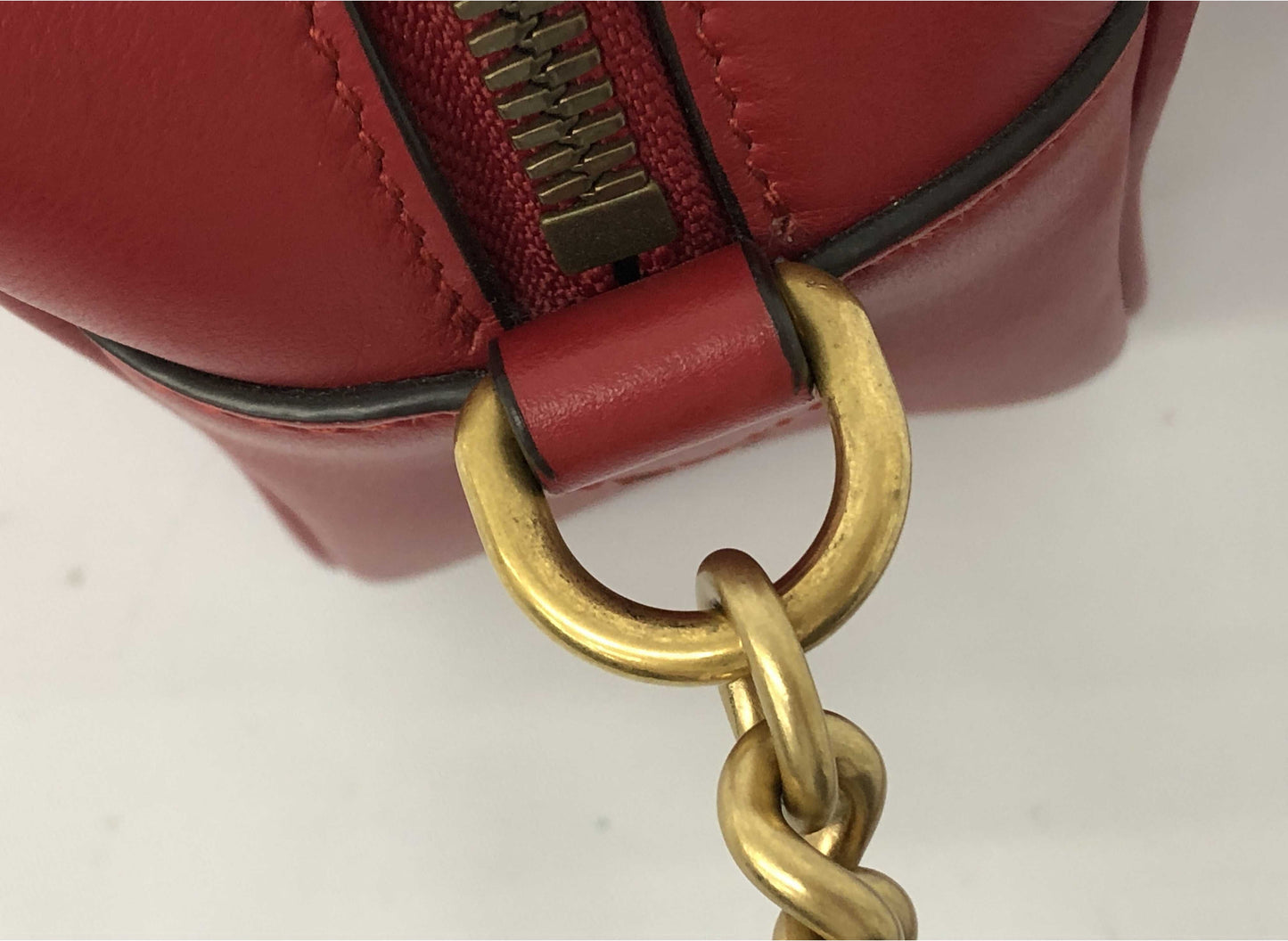 Gucci Marmont Shoulder Bag in Red