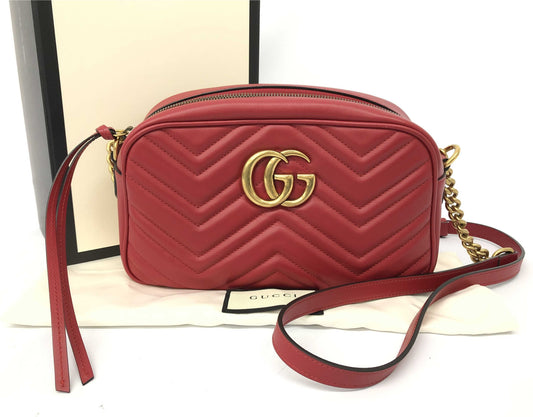 Gucci Marmont Shoulder Bag in Red