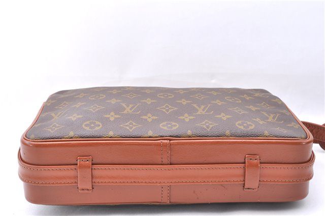 Louis Vuitton Sac Bandouliere 30 Crossbody