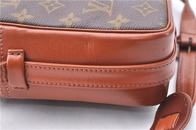 Louis Vuitton Sac Bandouliere 30 Crossbody