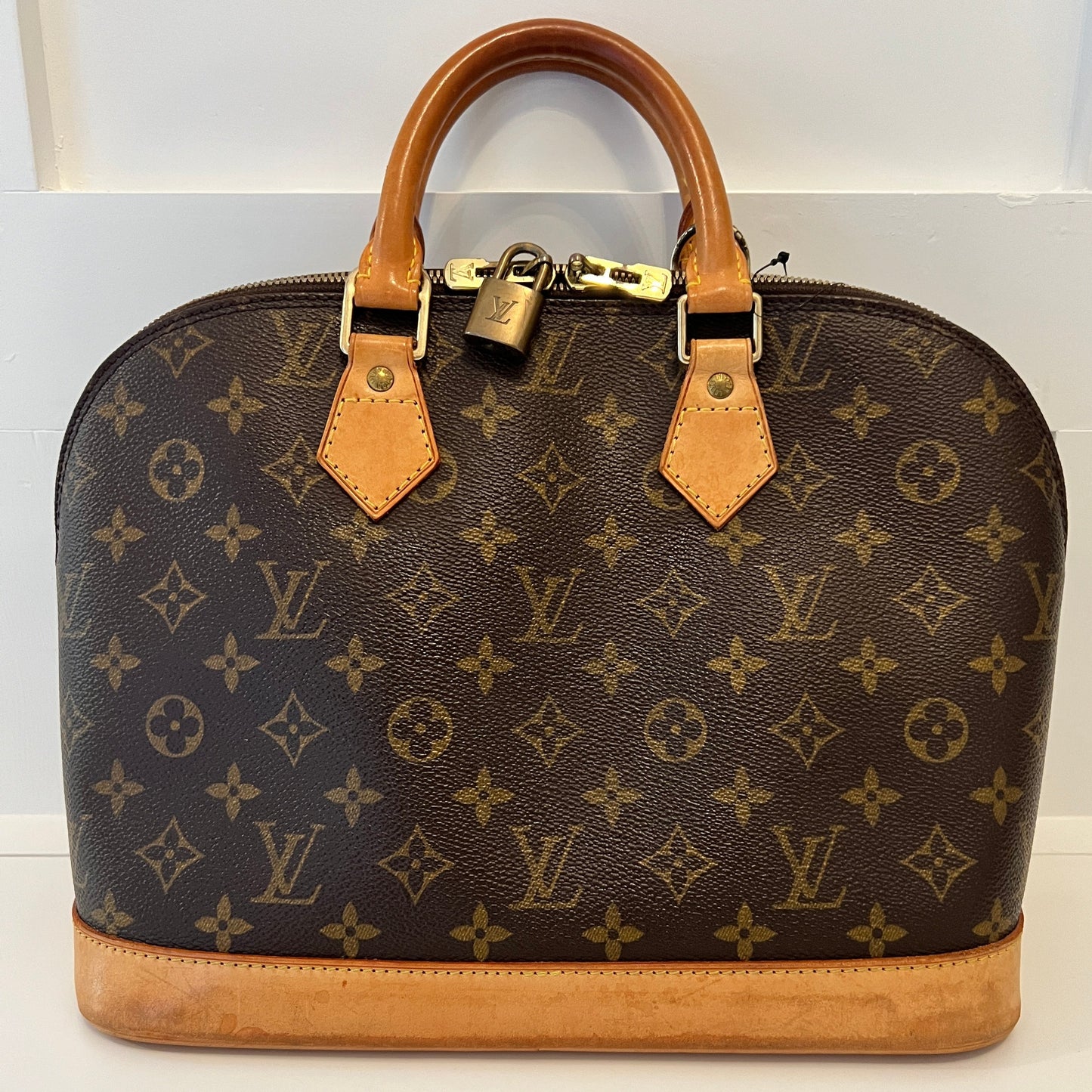 Louis Vuitton Alma PM