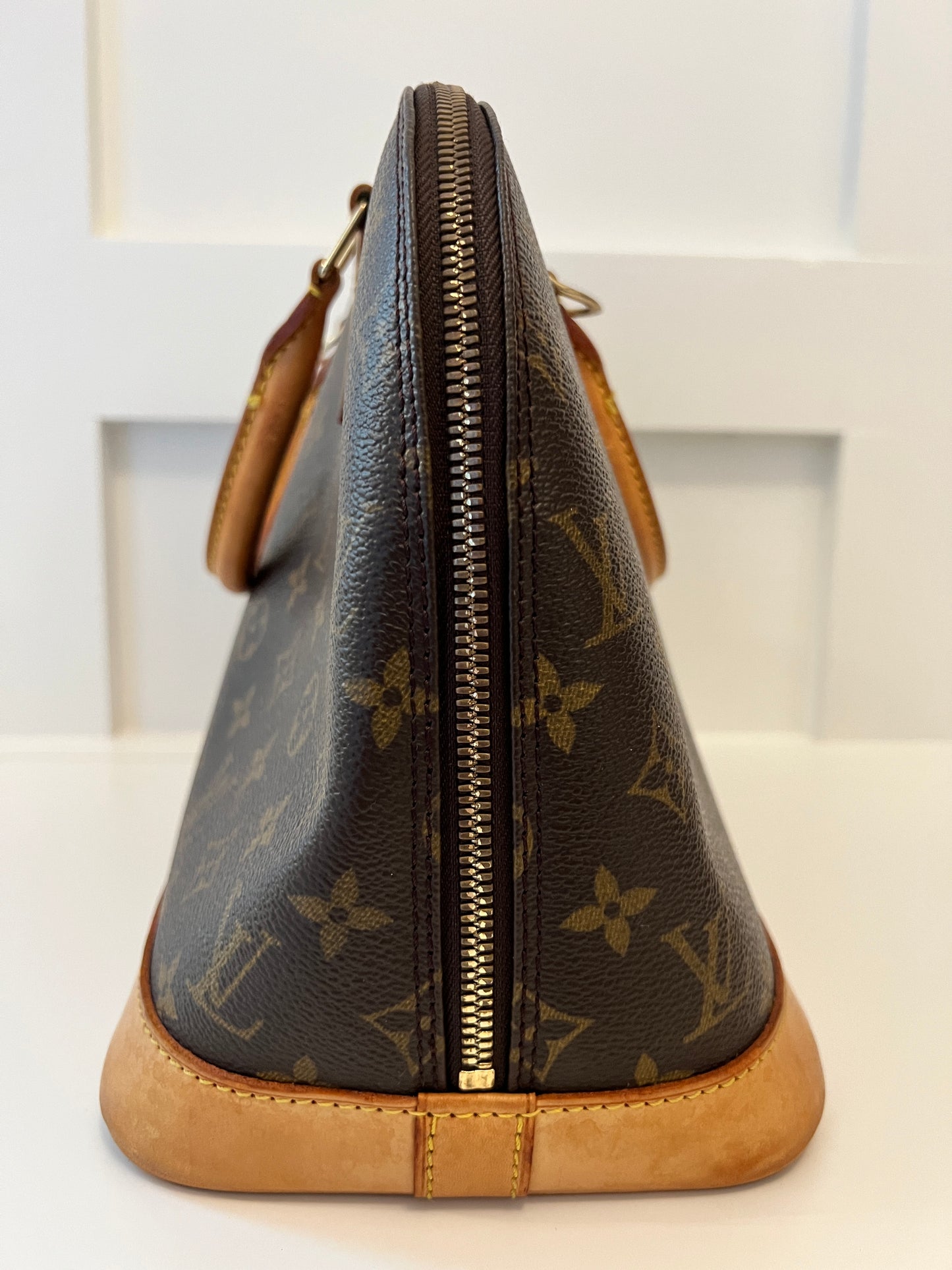 Louis Vuitton Alma PM