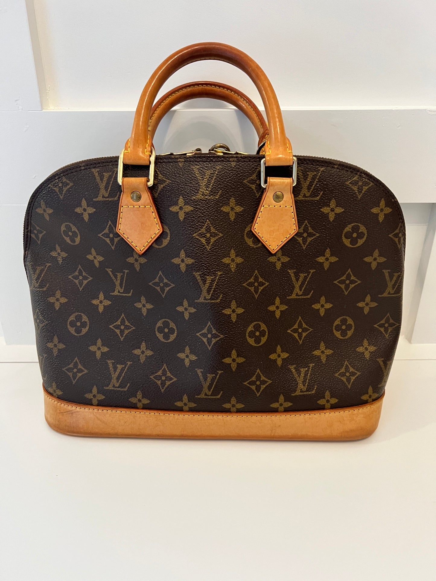 Louis Vuitton Alma PM